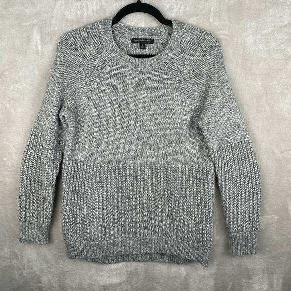 Banana Republic Sweater Womens Small Gray Italian Yarn Wool Blend Preppy Neutral - Picture 1 of 13